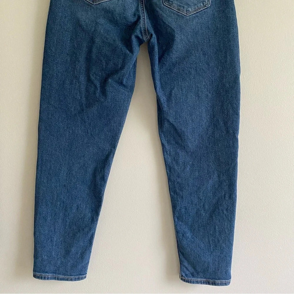 AMERICAN Eagle High Rise Mom Jean  Medium wash Size 00 Short - Picture 7 of 13